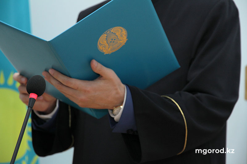 Сотрудников ветконтроля ЗКО и Атырауской области осудили за получение взятки